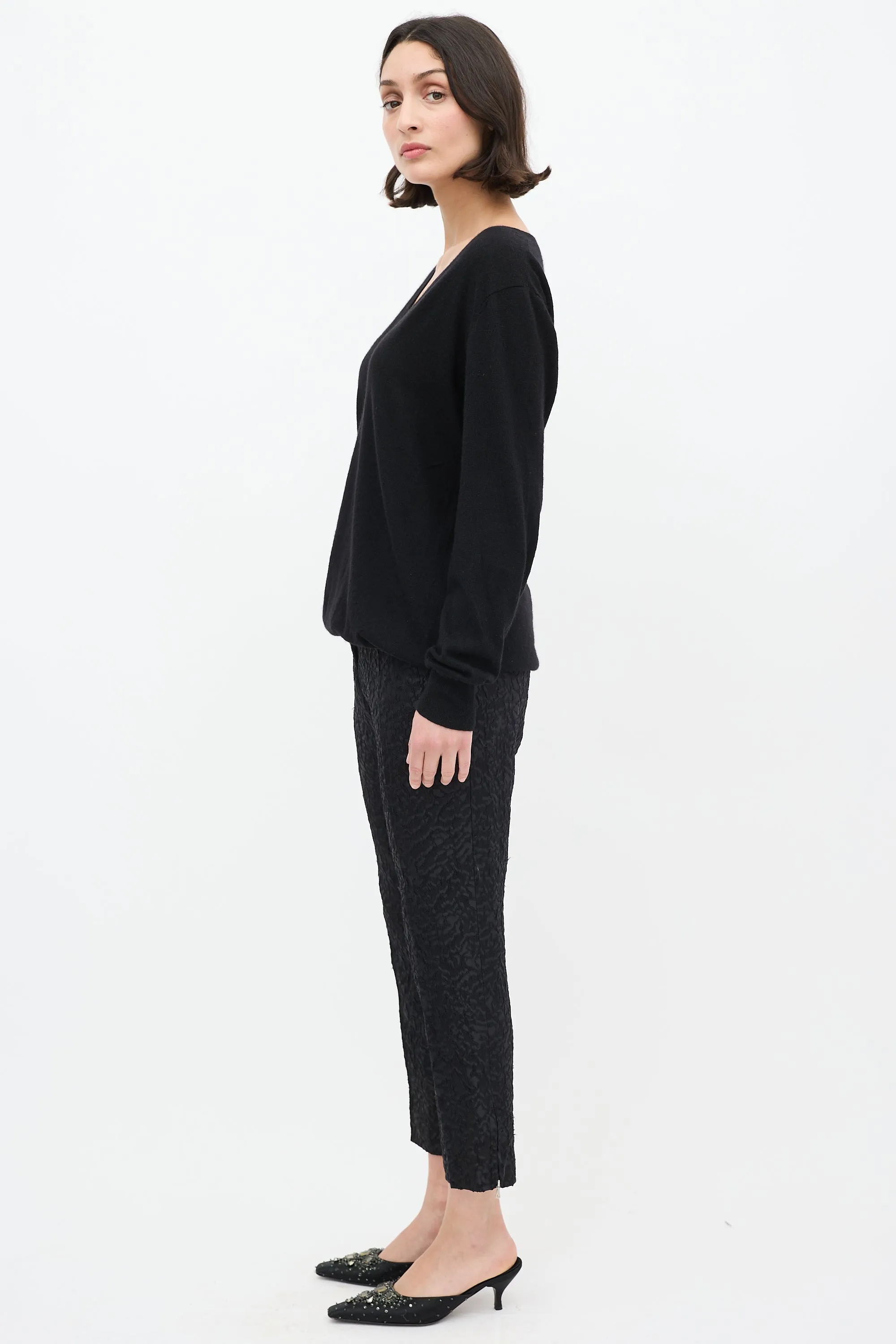 Black Cashmere & Silk V-Neck Sweater