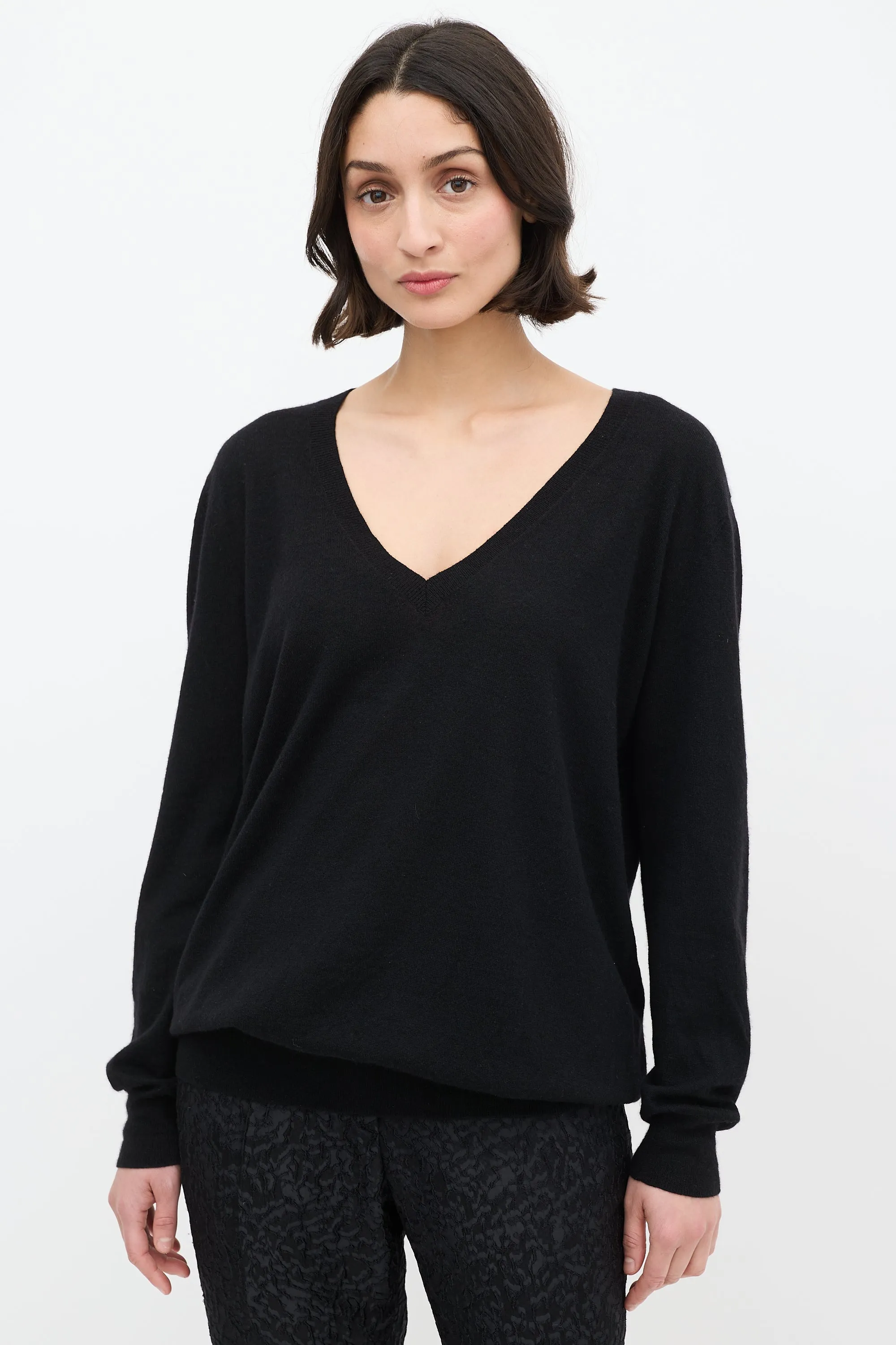 Black Cashmere & Silk V-Neck Sweater