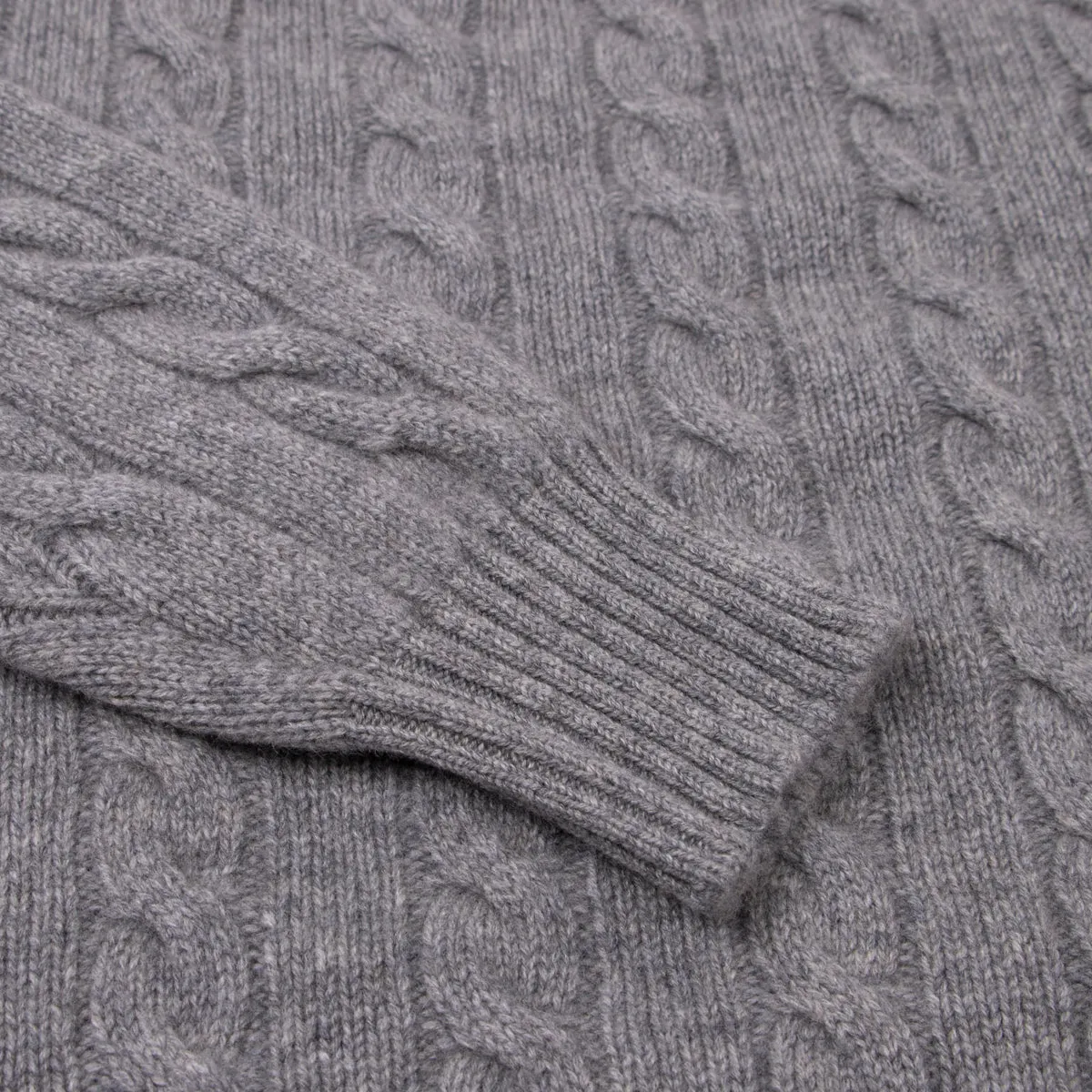 Flannel Rothesay 4ply Cable Crew Cashmere Sweater